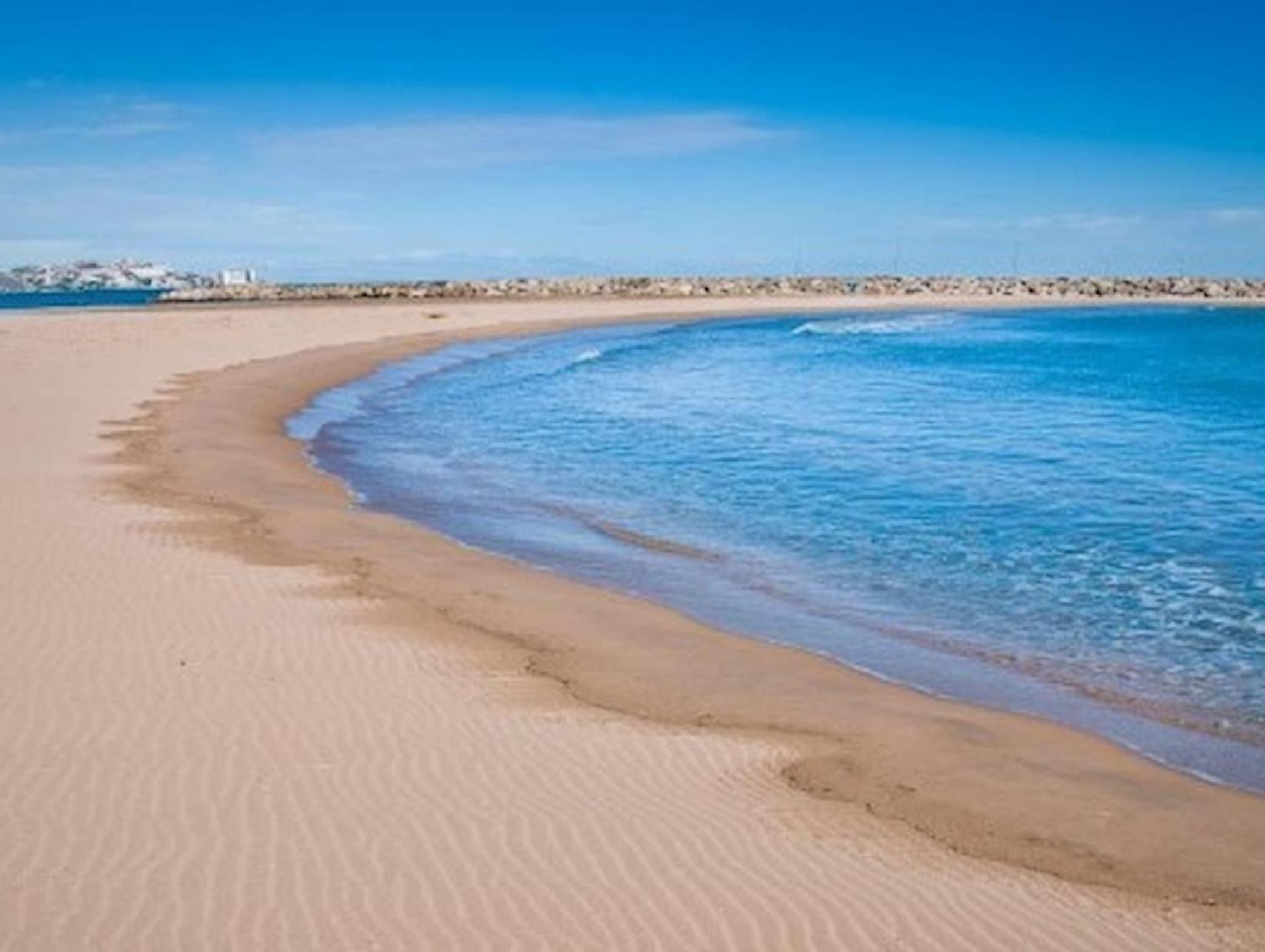 Vacansis Habitaciones De Hostal A Primera Linea De Playa En Кульєра Екстер'єр фото