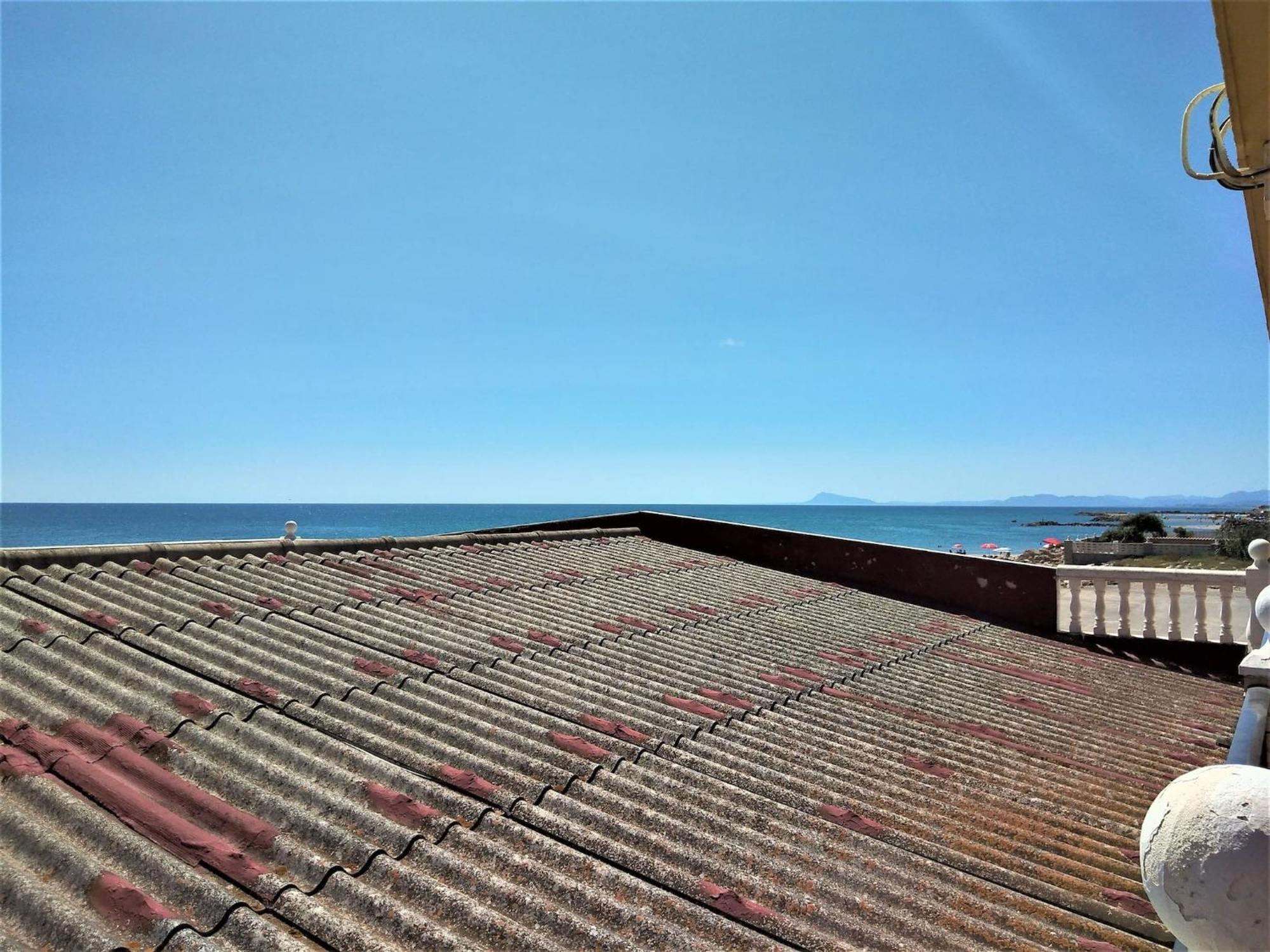 Vacansis Habitaciones De Hostal A Primera Linea De Playa En Кульєра Екстер'єр фото
